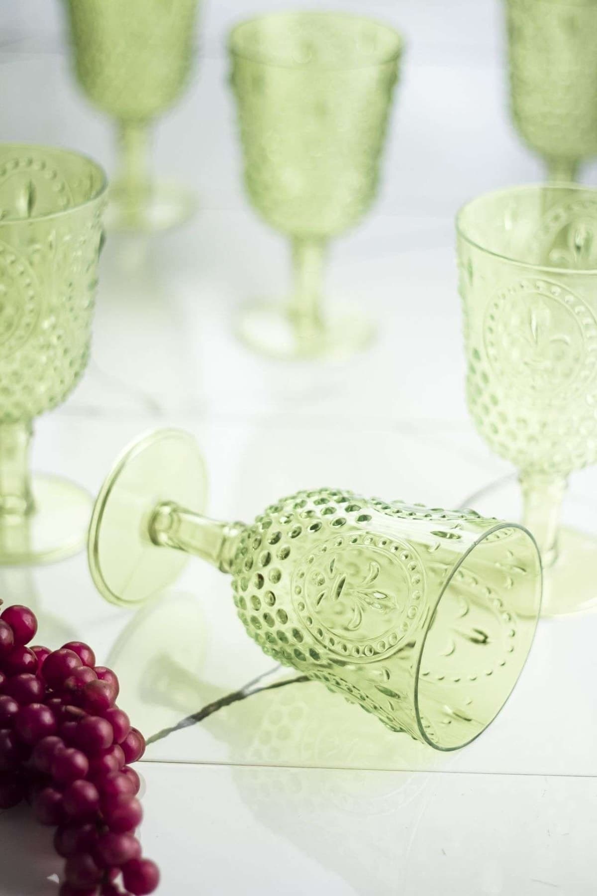 Yeşil Akrilik Tekli Kadeh 450ml - Sağlıklı & Dayanıklı Sunum 4