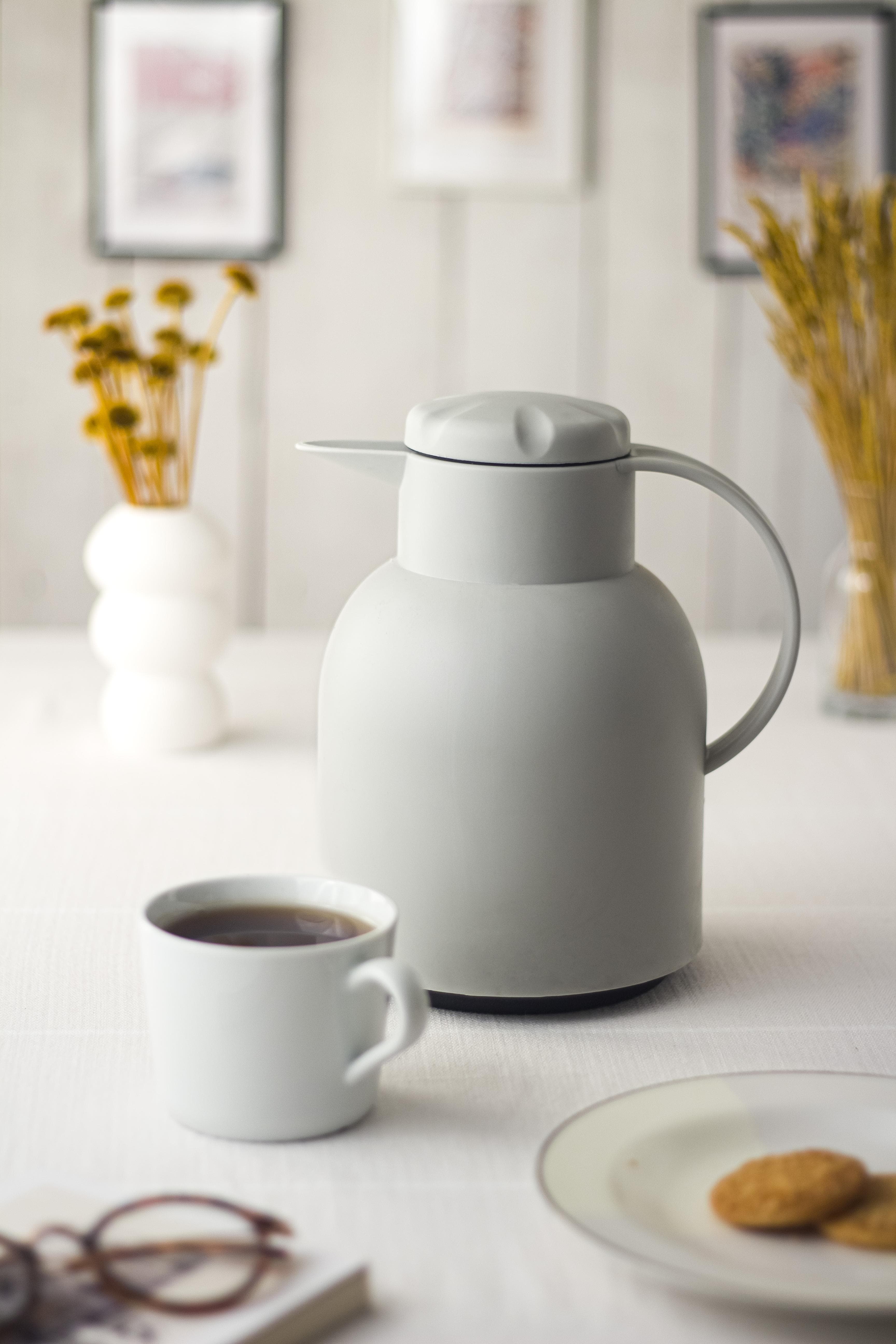 Premium 1 LT Cam İçli Termos - 12 Saat Sıcak, 24 Saat Soğuk Tutar, Gri