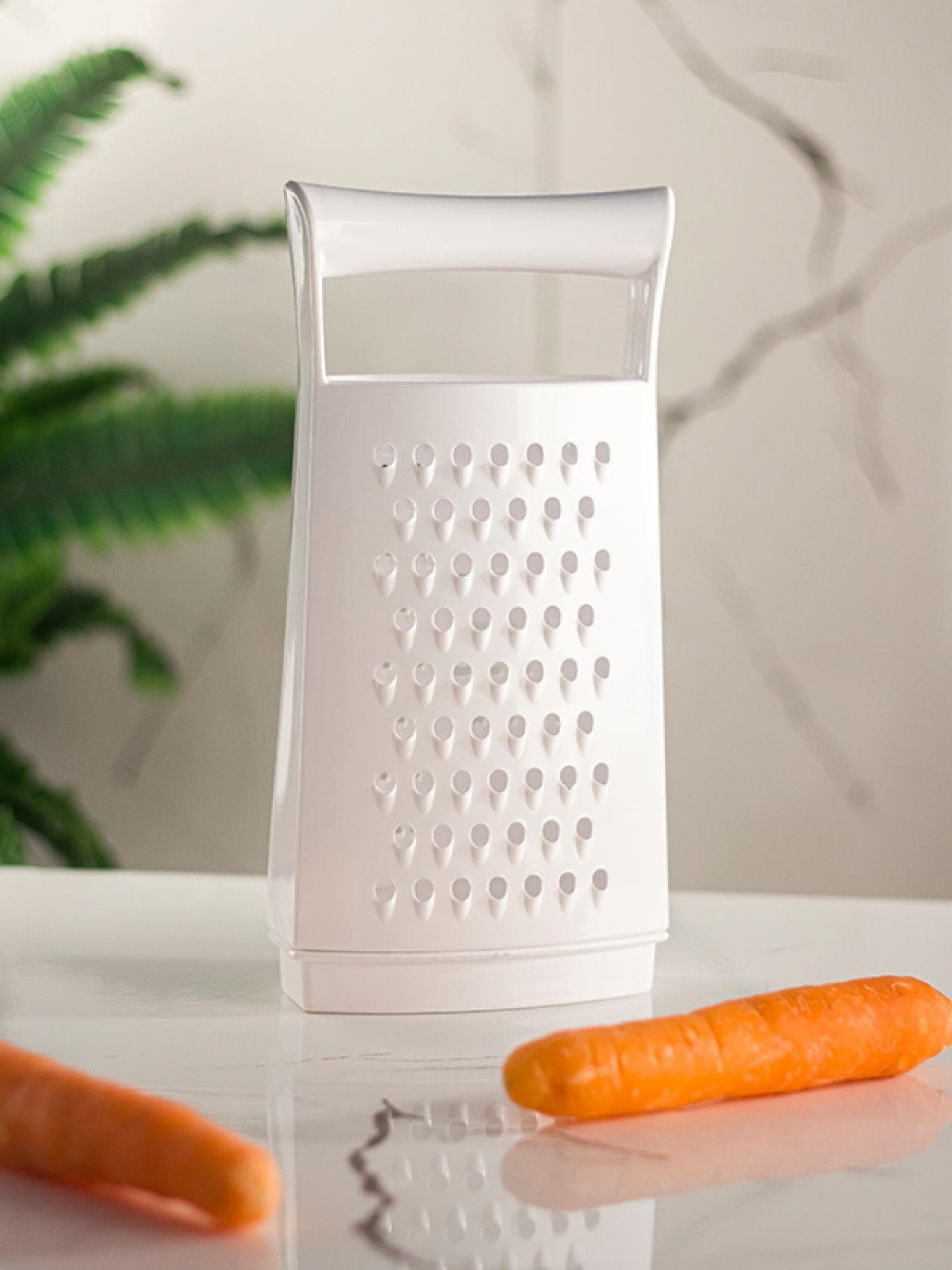 Premium Akrilik El Rende: Kesmeyen Güvenli Hazneli Mutfak Rendesi