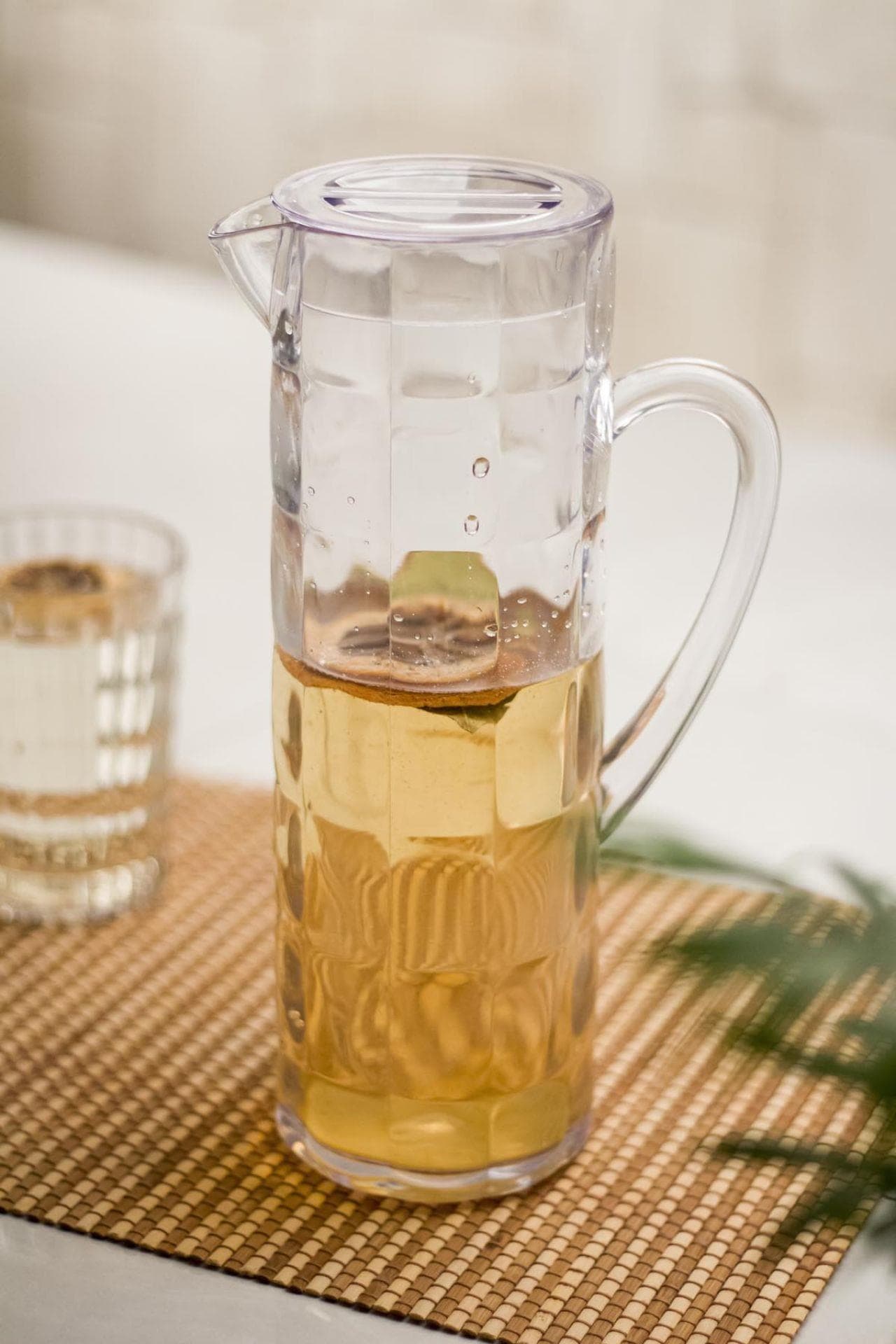 Arkilik Allegra 1,5 Lt Şeffaf Sürahi - Kırılmaz Buzdolabı Rafına Uygun Sürahi