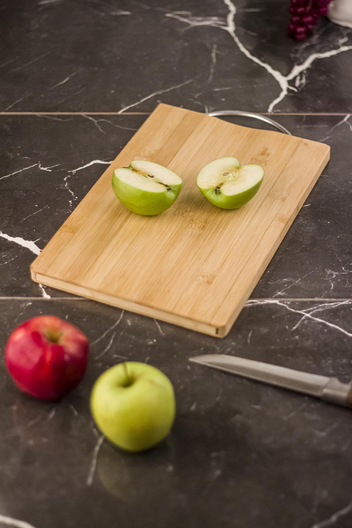 Premium Bambu Kesme ve Sunum Tahtası 20x30 cm - Şık ve Doğal