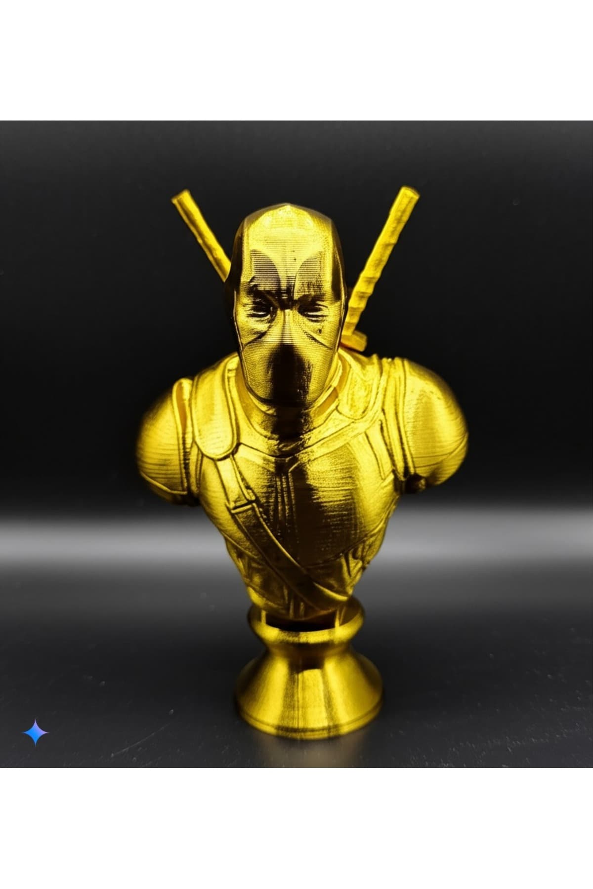 Premium Deadpool Büst Figürü: Gold Series Koleksiyonluk Dekor ve Sanat Eseri